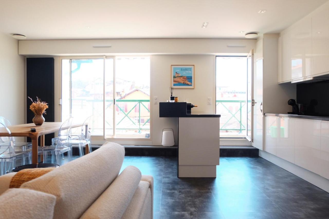 Magnifique Appartement, En Hyper Centre, Avec Terrasse Et Place De Parking Biarritz Kültér fotó