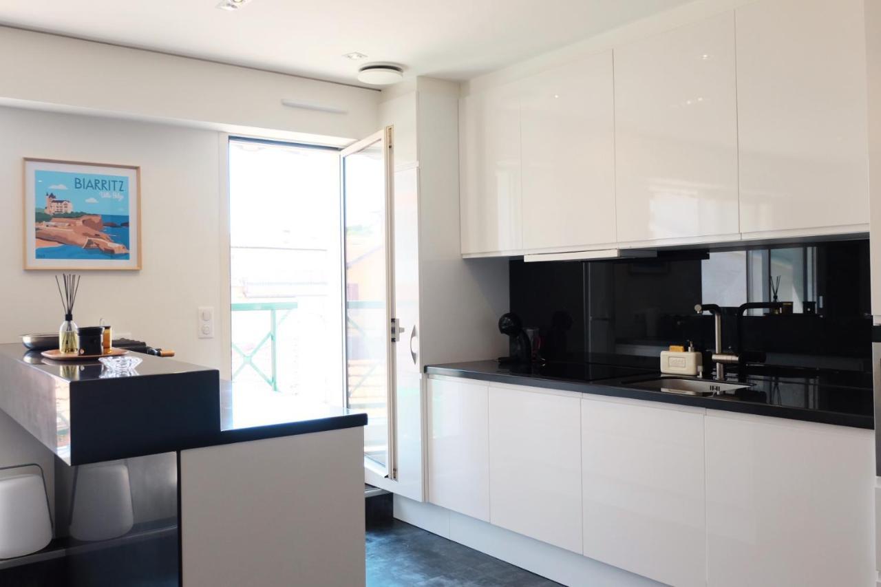 Magnifique Appartement, En Hyper Centre, Avec Terrasse Et Place De Parking Biarritz Kültér fotó